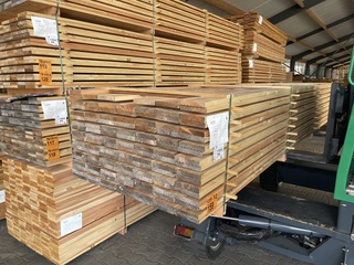 Ca. 120x Douglas vlonderplanken , 25x140mm, lengte 400cm